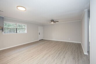 1013 W Slaton Ave in Griffin, GA - Building Photo - Building Photo