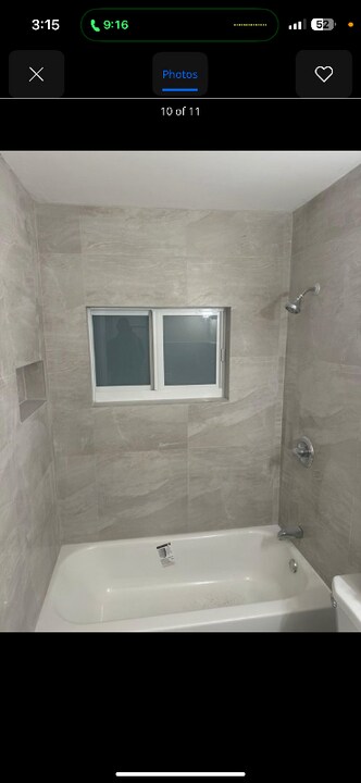 5301 NW 17th Ct-Unit -B in Lauderhill, FL - Building Photo