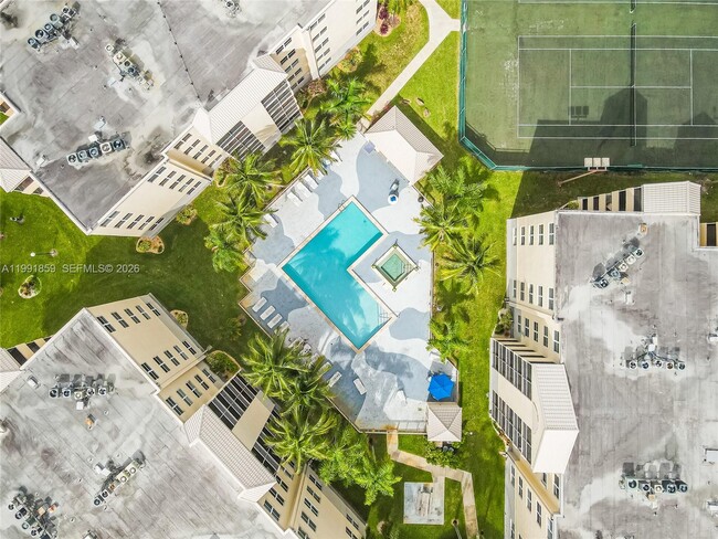 8100 Geneva Ct in Doral, FL - Building Photo - Building Photo