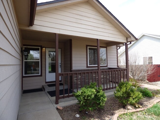 791 Eagle Dr in Loveland, CO - Building Photo - Building Photo