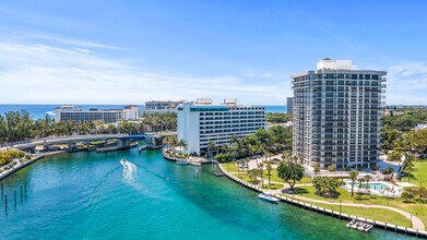 901 E Camino Real in Boca Raton, FL - Building Photo - Building Photo