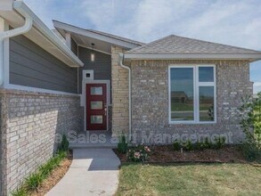 10608 Glover River Dr in Yukon, OK - Building Photo - Building Photo
