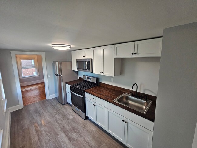 1946 Washington Blvd, Unit 2 nd Floor