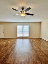 7132 Nutmeg Ln in Dallas, TX - Building Photo - Building Photo