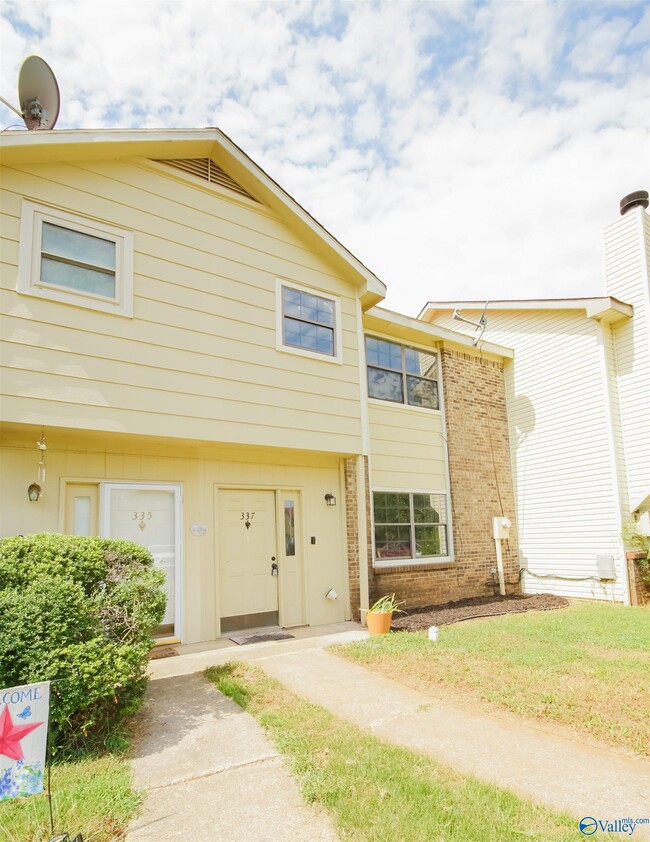 337 Autumn Ln in Madison, AL - Foto de edificio - Building Photo