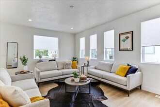 1055 W 550 S in American Fork, UT - Building Photo - Building Photo