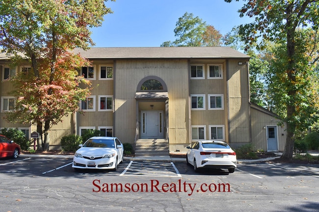 400 New River Rd in Lincoln, RI - Building Photo - Building Photo