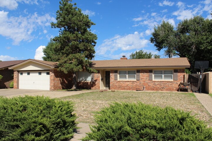 6213 Avenue W in Lubbock, TX - Building Photo