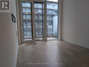 121-1121 Lower Sherbourne St in Toronto, ON - Building Photo - Building Photo