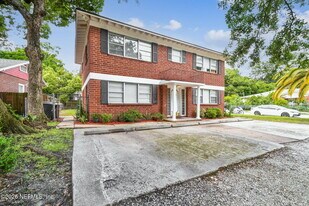 828 Acosta St in Jacksonville, FL - Building Photo
