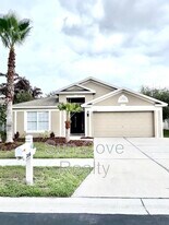 2016 Folkstone Pl in Wesley Chapel, FL - Building Photo