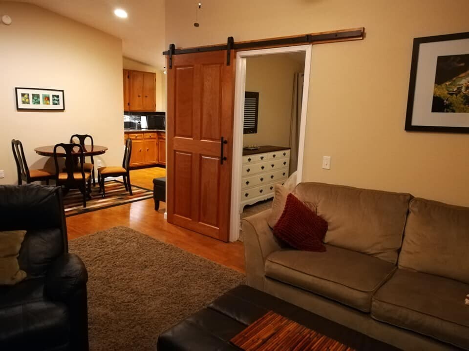 19918 Damson Rd in Lynnwood, WA - Building Photo
