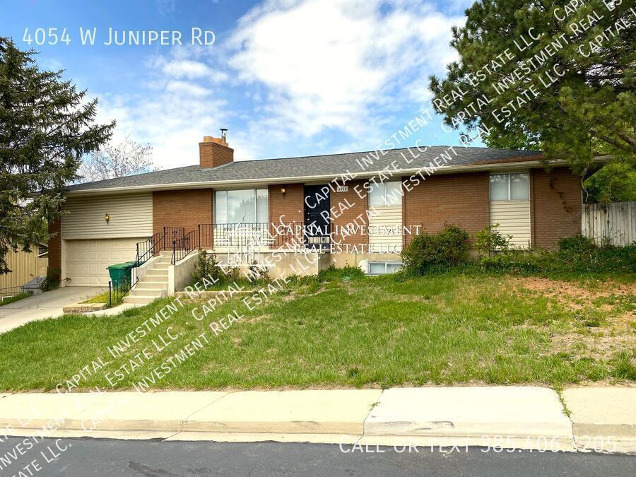 4054 W Juniper Rd in Cedar Hills, UT - Building Photo