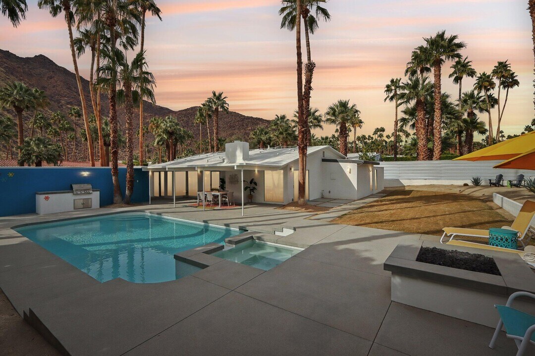 1148 N Rose Ave in Palm Springs, CA - Building Photo