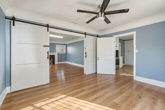 1174 N Alexandria Ave in Los Angeles, CA - Foto de edificio - Building Photo