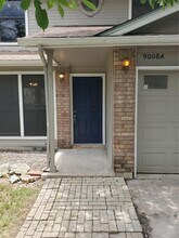9008 Sanger Dr, Unit A in Austin, TX - Building Photo - Building Photo