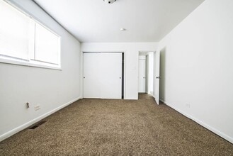 13905-37 S Clark St Riverdale, IL 60827 in Riverdale, IL - Foto de edificio - Building Photo