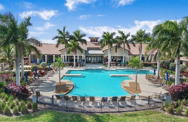 1578 Parnell Ct in Naples, FL - Building Photo - Building Photo