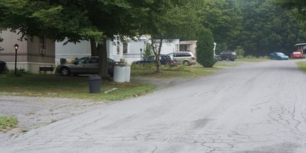 Leisure Village in Johnstown, PA - Foto de edificio - Building Photo