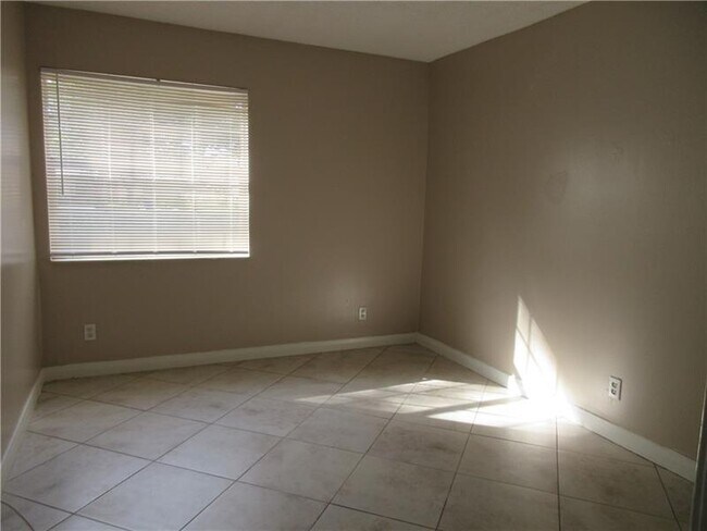 4111 NW 114th Ave in Coral Springs, FL - Building Photo - Building Photo