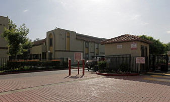 Mango Villas Apartments