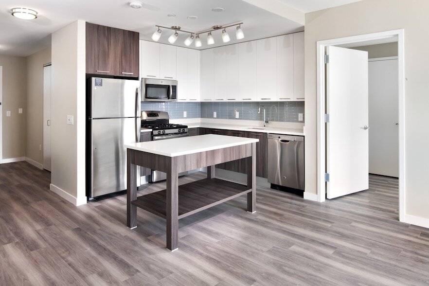 1524 Sheepshead Bay Rd, Unit 16K in Brooklyn, NY - Building Photo