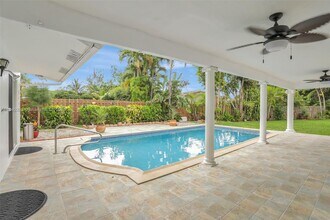 3607 NW 82nd Terrace in Coral Springs, FL - Building Photo - Building Photo