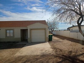 4225 N Montezuma Dr in Eloy, AZ - Building Photo
