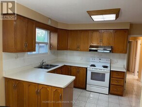 56 Mentor Blvd in Toronto, ON - Building Photo - Building Photo