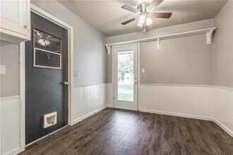 12 Shirley Ln in Edmond, OK - Building Photo - Building Photo