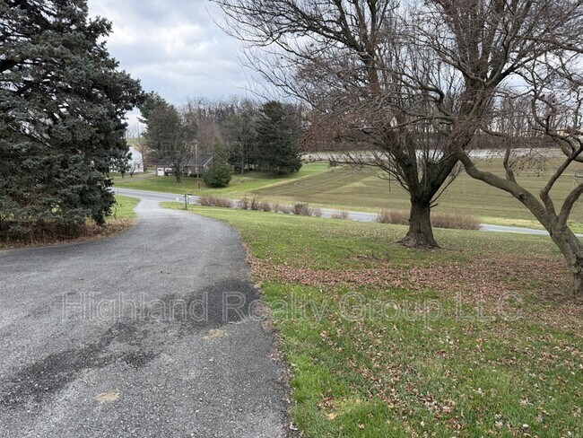 152 Penn St in Washington Boro, PA - Building Photo - Building Photo