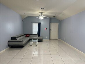 12746 Wisteria Park Dr in Houston, TX - Building Photo - Building Photo