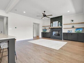 1021 Silver Sage Trl in Weatherford, TX - Building Photo - Building Photo