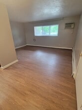 White Oaks in Pittsburgh, PA - Foto de edificio - Building Photo