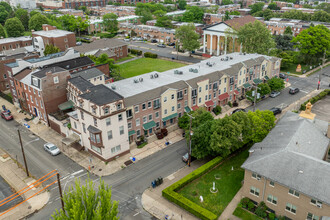 701-715 Brown St in Philadelphia, PA - Building Photo - Building Photo