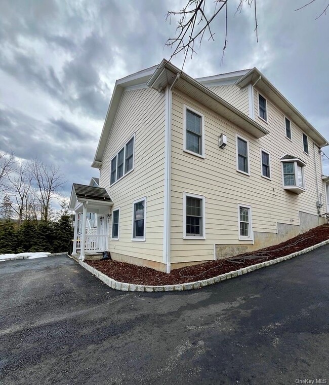 59 South St in Warwick, NY - Building Photo - Building Photo