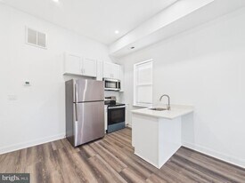 1315 Harlem Ave in Baltimore, MD - Building Photo