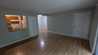 2553 Brush Ct in St. Louis, MO - Building Photo