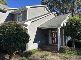 2410 Fairfax Pl in Fayetteville, NC - Building Photo