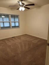 406 23rd Avenue Pl NE in Hickory, NC - Foto de edificio - Building Photo