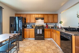 106 Middlebrook Dr in Cartersville, GA - Building Photo - Building Photo