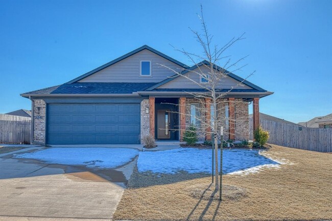 324 Isabella Dr in Blanchard, OK - Building Photo - Building Photo