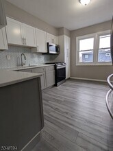 456 Clarkson Ave in Elizabeth, NJ - Building Photo - Building Photo