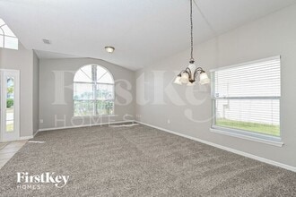 200 Cabana View Way in Sanford, FL - Building Photo - Building Photo