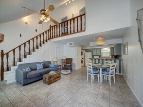 15201 Leeward Dr in Corpus Christi, TX - Building Photo - Building Photo
