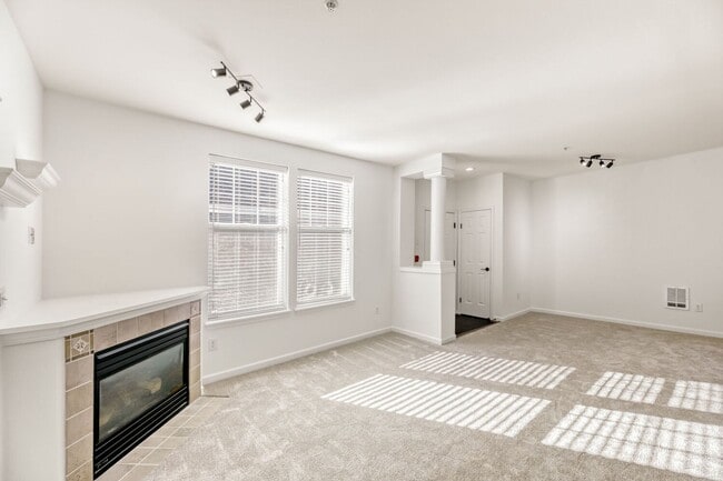 16125 Juanita Woodinville Way NE in Bothell, WA - Building Photo - Building Photo