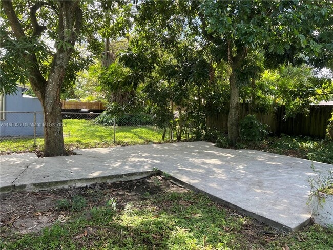 property at 931 NW 34th Way