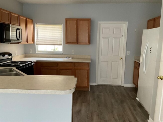 221 Banbury Pl in Kissimmee, FL - Building Photo - Building Photo