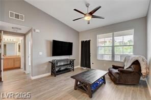 10550 W Alexander Rd in Las Vegas, NV - Building Photo - Building Photo