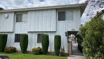 7737 Bright Ave, Unit D in Whittier, CA - Building Photo